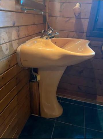 vintage wastafel lavabo Luigi Colani curry geel 70er beschikbaar voor biedingen