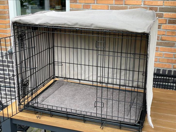 Hondenbench met afdekhoes en verkleiner 93 x 62 x 68 cm, Dieren en Toebehoren, Hondenbenches, Zo goed als nieuw, Ophalen