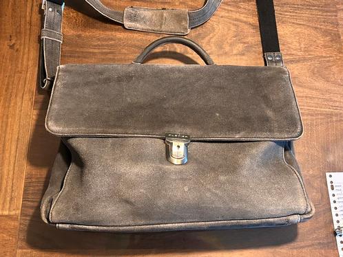 Plevier ruw leren aktetas - geschikt voor 14 inch laptop, Computers en Software, Laptoptassen, Gebruikt, Aktetas, 14 inch, Ophalen of Verzenden