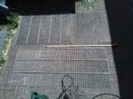 Barbecue roosters rvs, Ophalen, Zo goed als nieuw