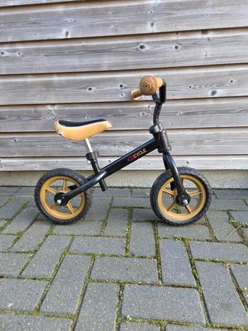 Leuke Loopfiets voor de Kleintjes! beschikbaar voor biedingen