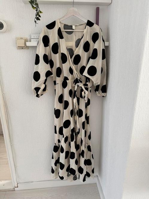 H&M lange jurk polkadots M, Kleding | Dames, Jurken, Zo goed als nieuw, Maat 42/44 (L), Zwart, Onder de knie, Verzenden