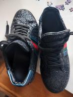 Gucci sneakers maat 38, Kleding | Heren, Schoenen, Gucci, Ophalen of Verzenden, Zo goed als nieuw, Sneakers of Gympen