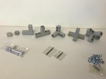 Volière toebehoren | aluminium koker | hoekjes | Koker beschikbaar voor biedingen