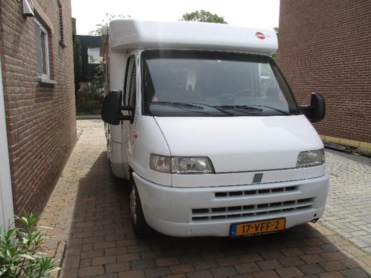camper Burstner Harmony T604, Caravans en Kamperen, Campers, Particulier, tot en met 4, Half-integraal, Fiat, Diesel, Handgeschakeld