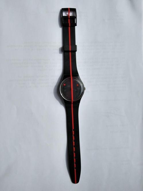 Swatch model GZ119 'Rosso Su Black' numbered 8th edition., Sieraden, Tassen en Uiterlijk, Horloges | Heren, Gebruikt, Polshorloge