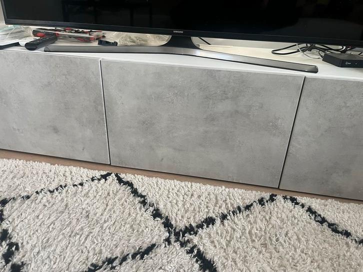 Ikea Bestå TV Meubel - 180x42x39 cm, Huis en Inrichting, Kasten | Televisiemeubels, Gebruikt, Minder dan 100 cm, 150 tot 200 cm