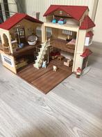 Sylvanian families house + inrichting, Kinderen en Baby's, Speelgoed | Poppenhuizen, Ophalen, Zo goed als nieuw, Poppenhuis