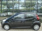 Peugeot 107 1.0 Envy AIRCO (bj 2014), Auto's, Voorwielaandrijving, Euro 5, Stof, Zwart