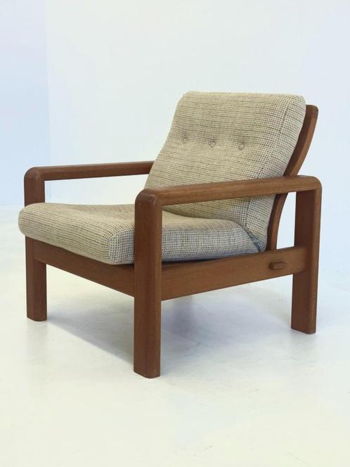 Deense fauteuil van EMC Møbler, Huis en Inrichting, Fauteuils, Zo goed als nieuw, Hout, Stof, Overige materialen, 75 tot 100 cm