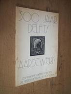 300 jaar delfts aardewerk catalogus zonnehof 1974 (delft), Ophalen of Verzenden, 20e eeuw of later, Zo goed als nieuw