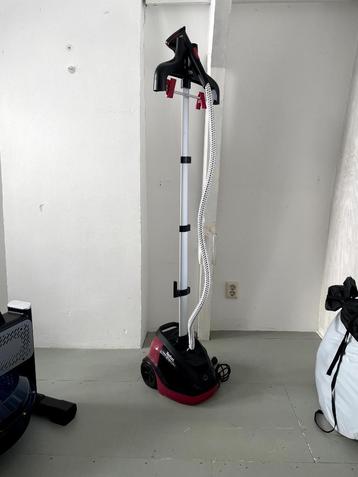 Tefal kleding stoomapparaat (stomer, uitklapbaar) beschikbaar voor biedingen