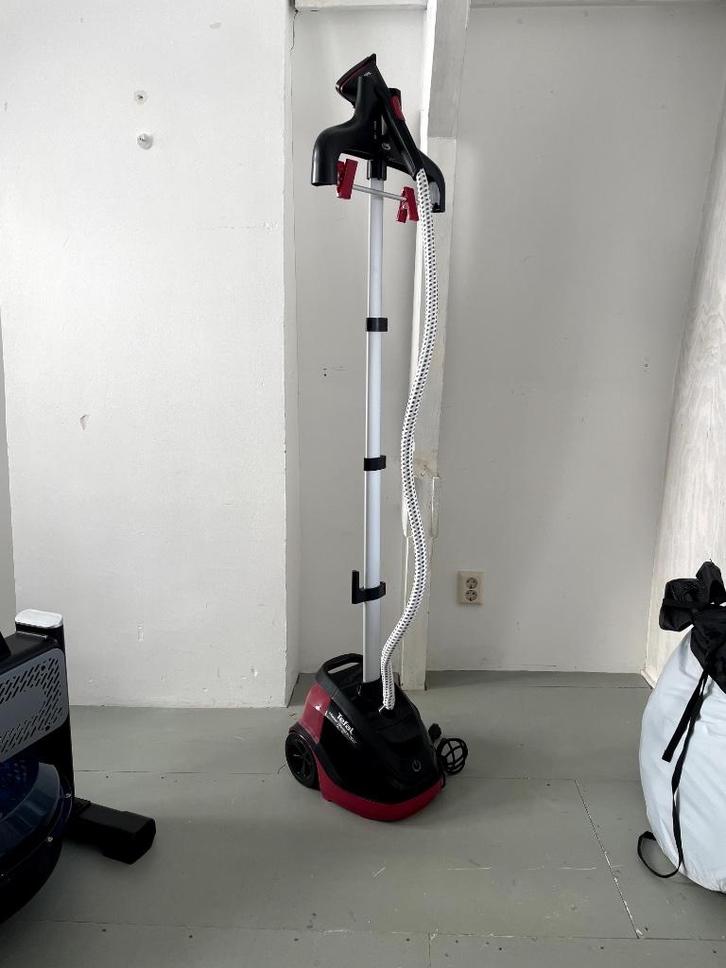 Tefal kleding stoomapparaat (stomer, uitklapbaar), Witgoed en Apparatuur, Stoomapparaten, Gebruikt, Kledingstomer, Ophalen