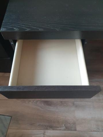 Te koop, zwart bruin bureau Ikea, Malm, NIEUWSTAAT - afbeelding 7