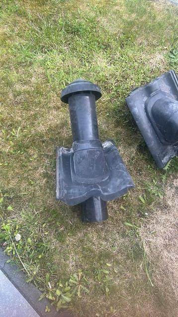Te koop: 1dakdoorvoer  /ontluchtingspijp beschikbaar voor biedingen