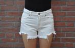 zara short 140, witte short 140, korte broek 140, Broek, Meisje, Ophalen of Verzenden, Zo goed als nieuw