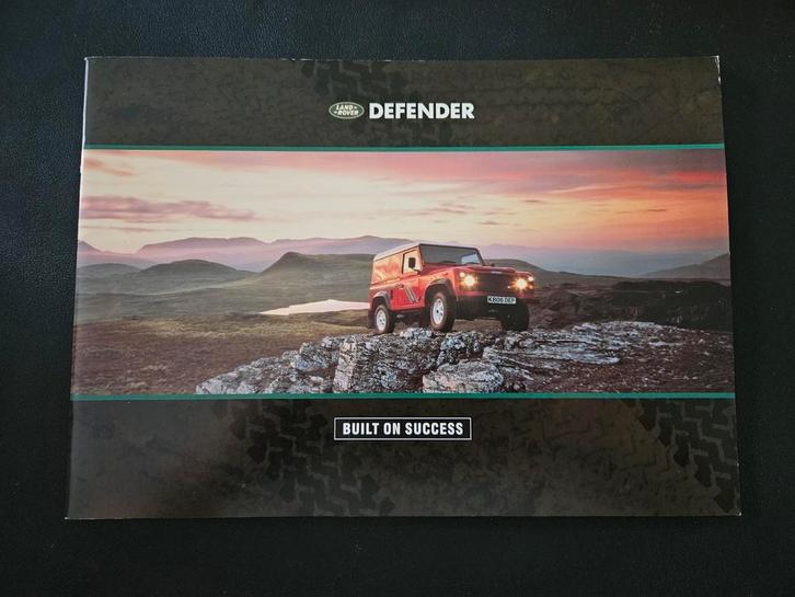 Brochure Land Rover Defender, Boeken, Auto's | Folders en Tijdschriften, Zo goed als nieuw, Overige merken, Ophalen of Verzenden