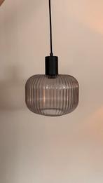 Hanglamp zwart met rookglas E27, Huis en Inrichting, Lampen | Hanglampen, Ophalen, Zo goed als nieuw, Glas, 50 tot 75 cm