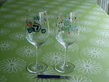 2 Ritzenhof grote wijnglazen - Be happy / Scooter  beschikbaar voor biedingen