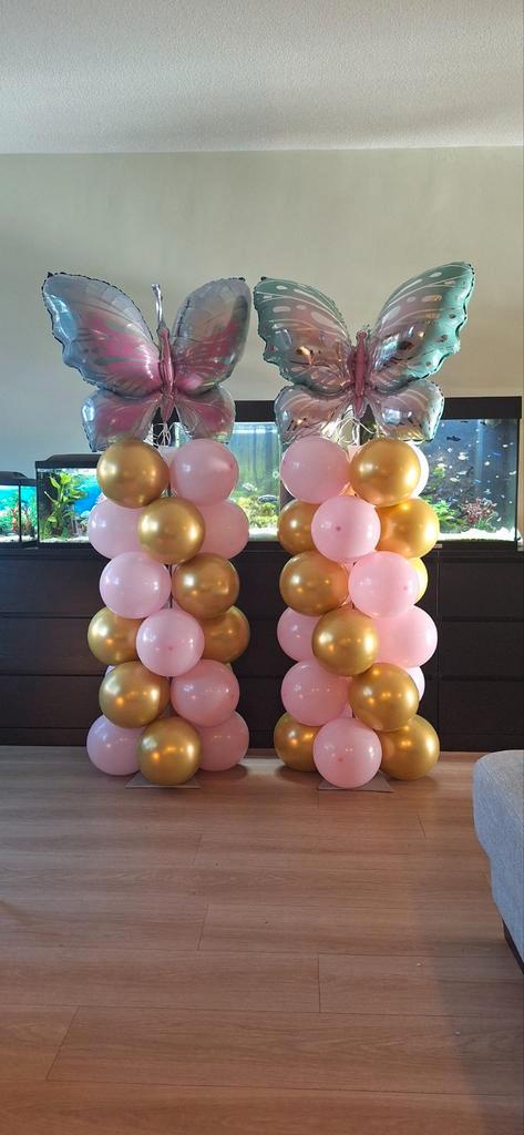 2 ballonnenpilaren te huur voor €50, Hobby en Vrije tijd, Feestartikelen, Zo goed als nieuw, Versiering, Geboorte of Huwelijk
