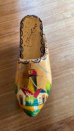 Houten klomp met borstel ( vintage ) Holland- Zierikzee, Antiek en Kunst, Curiosa en Brocante, Ophalen of Verzenden