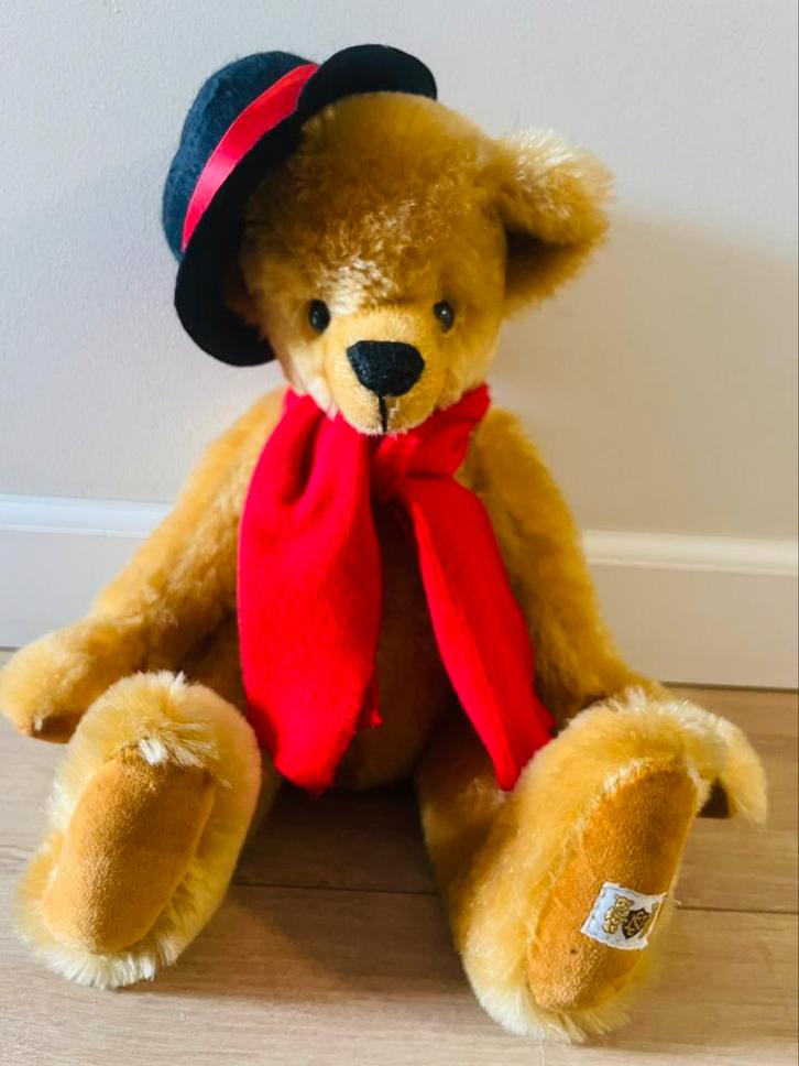 Teddybeer “Sir Freddy Farthing” van House of Nisbet, Verzamelen, Beren en Cherished Teddies, Zo goed als nieuw, Stoffen beer, Overige merken