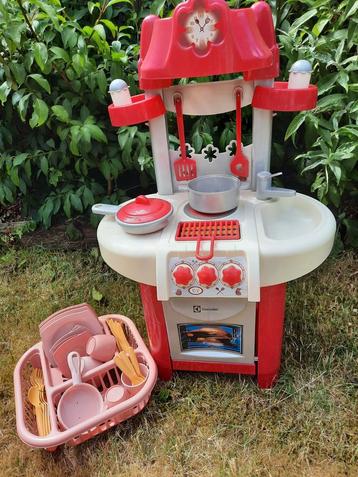Leuke Speelkeuken met Accessoires beschikbaar voor biedingen