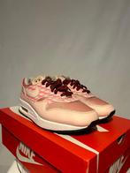 ALS NIEUW! Maat 41 - Nike Air Max 1 One Strawberry Lemonade, Kleding | Heren, Schoenen, Overige kleuren, Verzenden, Nike, Sneakers of Gympen