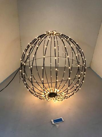 KERST Lichtbol in warm-witte kleur. binnen en buiten nieuw beschikbaar voor biedingen