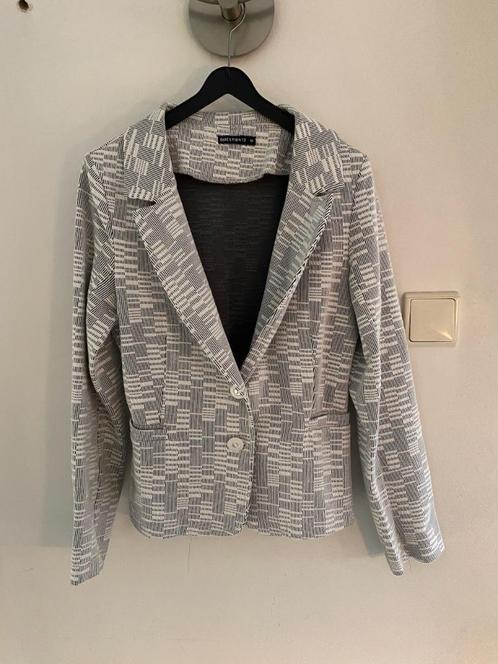 Jasje /blazer van Question wit en zwart mt S, Kleding | Dames, Jasjes, Kostuums en Pakken, Zo goed als nieuw, Jasje, Maat 36 (S)