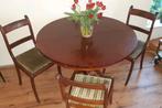 Antieke Franse kersenhouten tafel en stoelen, Antiek en Kunst, Antiek | Meubels | Tafels, Ophalen of Verzenden