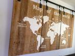 3 luik map of the world + ophangsysteem, Huis en Inrichting, Ophalen, Zo goed als nieuw