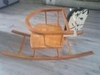 Houten hobbelpaard, Ophalen