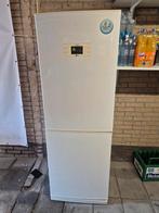 Lg koelkast met 3 vriesladen no frost, koelt en vriest goed, Witgoed en Apparatuur, Koelkasten en IJskasten, Ophalen, 200 liter of meer