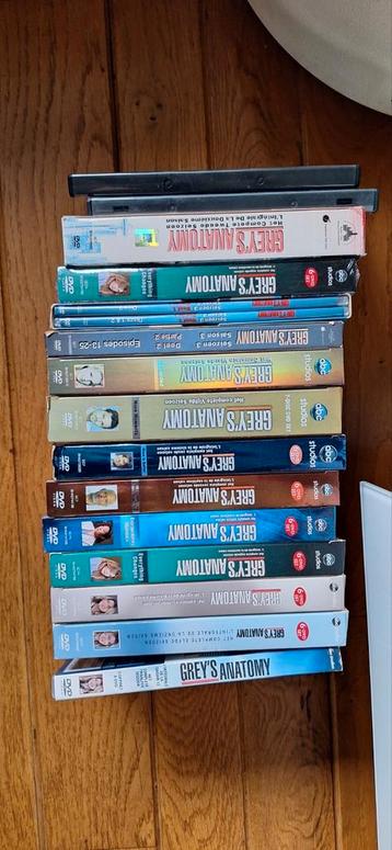 Dvd boxen van Grey's Anatomy beschikbaar voor biedingen