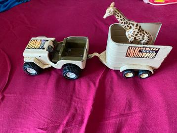 Vintage Tonka Safari Set  1970S - Jeep & Trailer met Giraffe beschikbaar voor biedingen