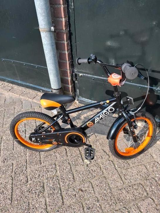 Zgan BMX 16 inch jongensfiets in Max Verstappen kleuren, Fietsen en Brommers, Fietsen | Crossfietsen en BMX, Zo goed als nieuw