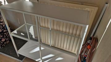 Ikea Kast - Praktisch en Stijlvol! Met 4 opbergboxen. beschikbaar voor biedingen