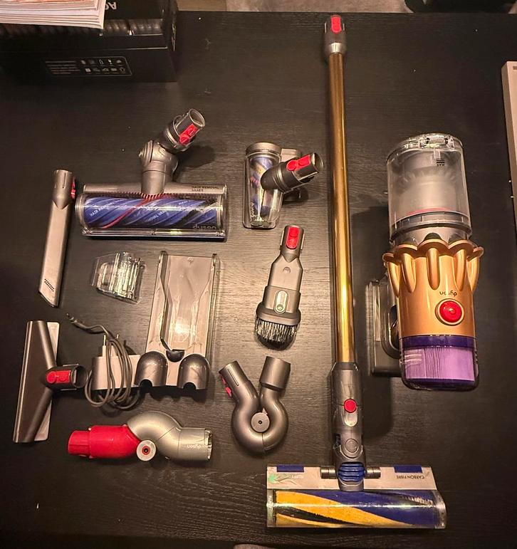 Dyson V12 Detect Slim Absolute (3 jaar oud), Witgoed en Apparatuur, Stofzuigers, Gebruikt, Stofzuiger, Ophalen