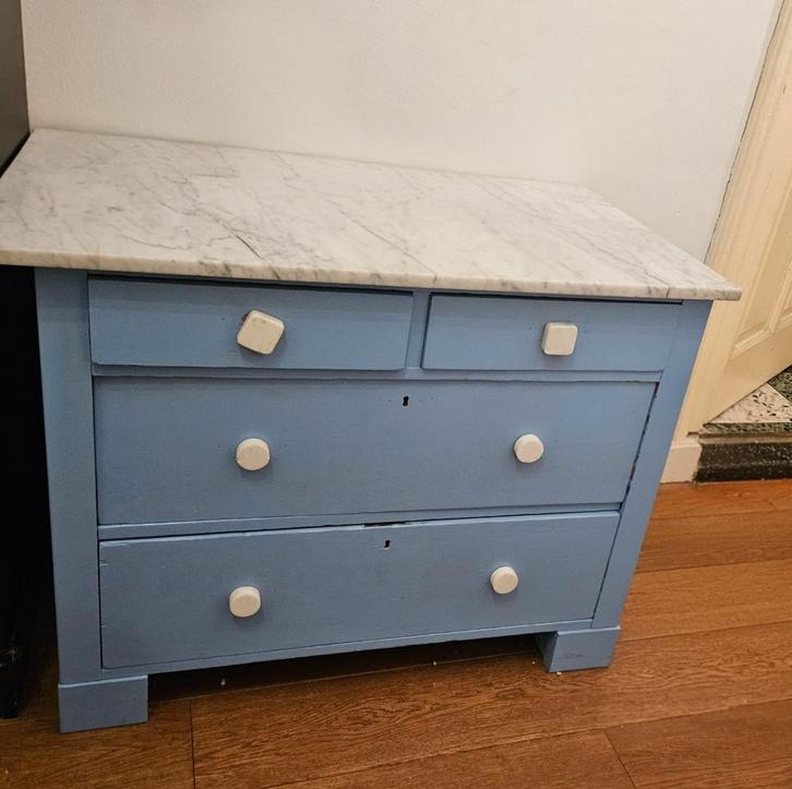 Oud dressoir/ladenkast met marmer blad, Huis en Inrichting, Kasten | Ladekasten, Gebruikt, Minder dan 100 cm, 50 tot 100 cm, 50 tot 75 cm