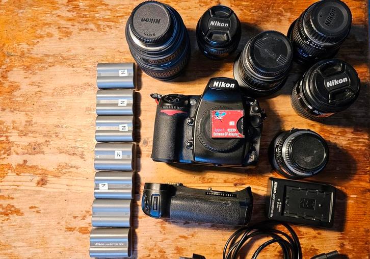 Nikon D700 D200 Canon 40D opruiming collectie, Audio, Tv en Foto, Fotocamera's Digitaal, Zo goed als nieuw, Canon, Geen optische zoom