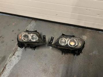 Bmw e90/e91 xenon koplampen beschikbaar voor biedingen