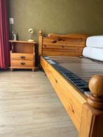 Grenen tweepersoonsbed ombouw van Snaidero, Italie, Ophalen, Gebruikt, Overige kleuren, Tweepersoons