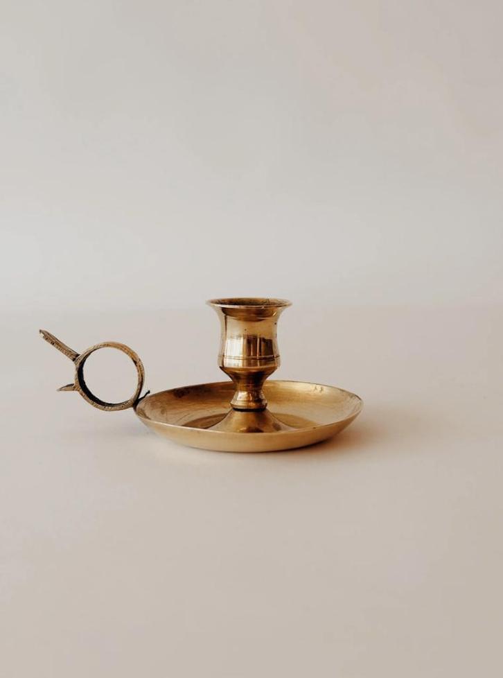 VINTAGE MESSING KANDELAAR | 6 CM, Antiek en Kunst, Antiek | Kandelaars, Koper of Brons, Ophalen of Verzenden