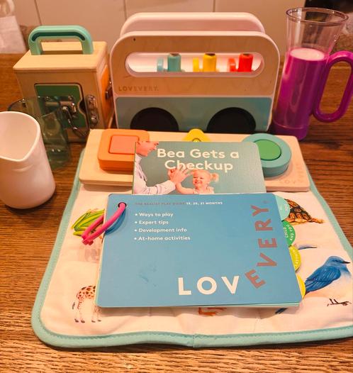Lovevery The Realist Play Kit 19,20,21 Months, Kinderen en Baby's, Speelgoed | Babyspeelgoed, Zo goed als nieuw, Ophalen