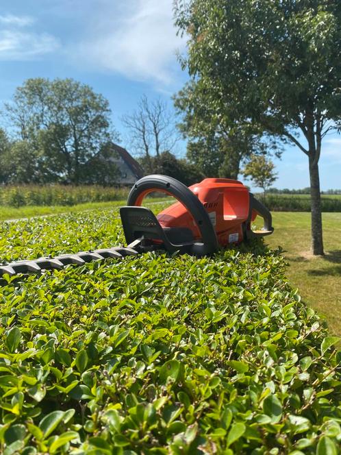 Husqvarna accu-heggenschaar 536LiHD70X– krachtig en stil, Tuin en Terras, Heggenscharen, Zo goed als nieuw, Accu, Ophalen of Verzenden