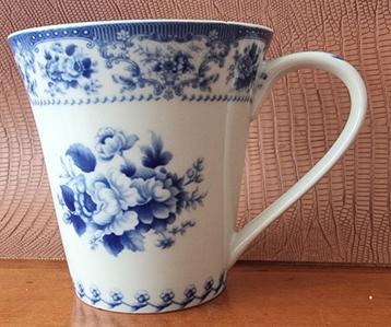  Powell-craft England Cuddra collection beker beschikbaar voor biedingen