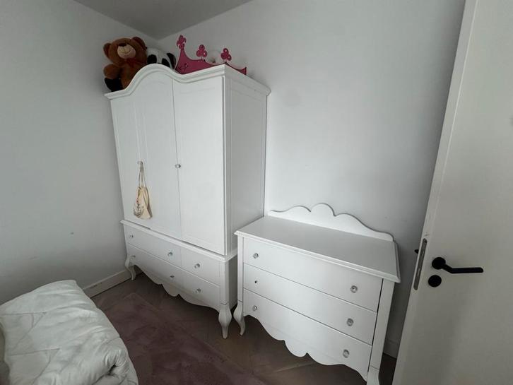 Zware Kwaliteit Kast & Commode, Kinderen en Baby's, Kinderkamer | Commodes en Kasten, Gebruikt, Ophalen