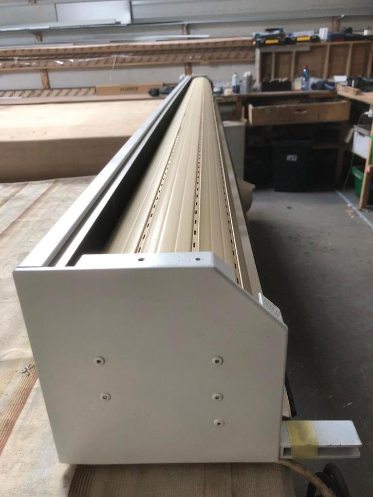 Rolluik elektrisch/*afstandb 290cm br x 188cm hoog, Doe-het-zelf en Verbouw, Rolluiken, Gebruikt, 150 tot 200 cm, 200 cm of meer