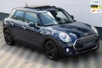 Mini Mini 1.5 Cooper Automaat Pano Leder LED Navi Cruise !, Auto's, Mini, 136 pk, Gebruikt, Blauw, Bedrijf